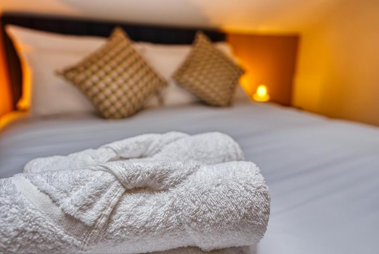 Haworth Heights - An Amazing Aparthotel! Eksteriør billede